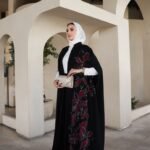 كاب كريب كوري بتطريز يدوي شك احمر