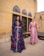 ⁦قفطان مشغول يدويا من اقمشة البروكار التركي الفاخرة⁩ - الصورة ⁦4⁩