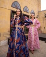 ⁦قفطان مشغول يدويا من اقمشة البروكار التركي الفاخرة⁩ - الصورة ⁦9⁩