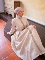 ⁦قفطان جاكار ملكي بلون عاجي⁩ - الصورة ⁦5⁩