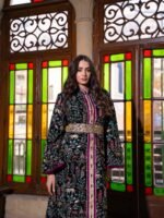 قفطان مخمل بتطريز قصب كامل وكلف مغربية يدوية - الصورة 3