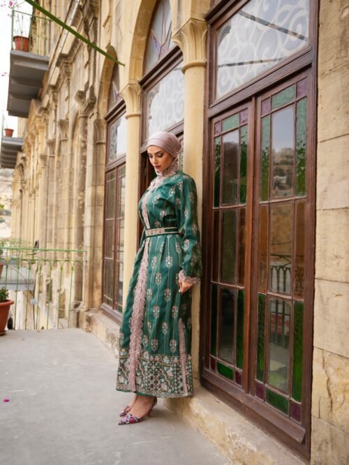 ⁦قفطان أرجوان التراث⁩ - الصورة ⁦4⁩