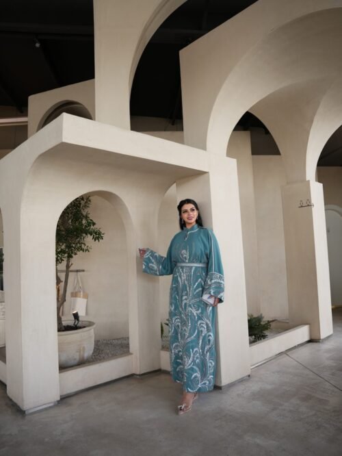 ⁦قفطان شك فاخر باللون الفيروزي⁩ - الصورة ⁦5⁩