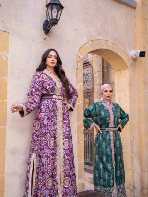 ⁦قفطان أرجوان التراث⁩ - الصورة ⁦2⁩